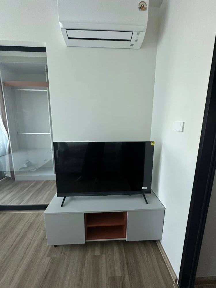 For rent: Kave Luminous Bangmod, nice room on the 5th floor with exterior view, fully furnished with appliances. Book now!