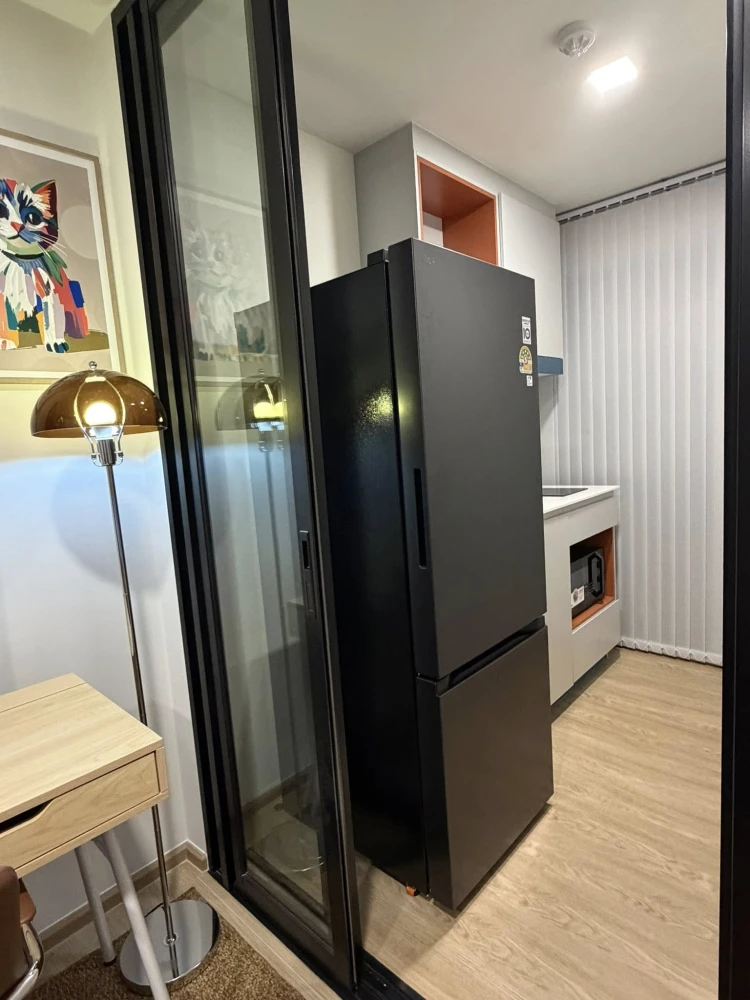 For rent: Kave Luminous Bangmod. Nice, fully furnished room with pool view. Don't miss out!