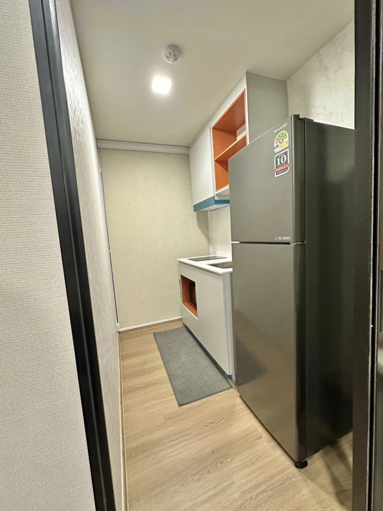 For rent: KAVE LUMINOUS BANGMOD. Beautifully decorated unit with high-quality built-in furniture. Amazing price! Book today! Don't miss out!