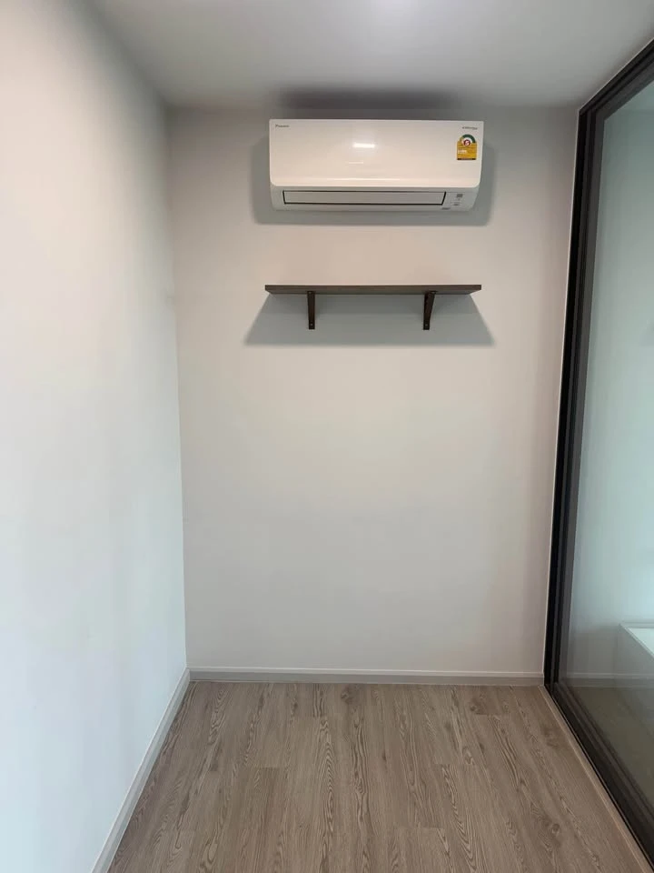 For rent: Kave Seed Kaset, 6th floor unit. Fully furnished, including a washing machine. You can't miss this opportunity!