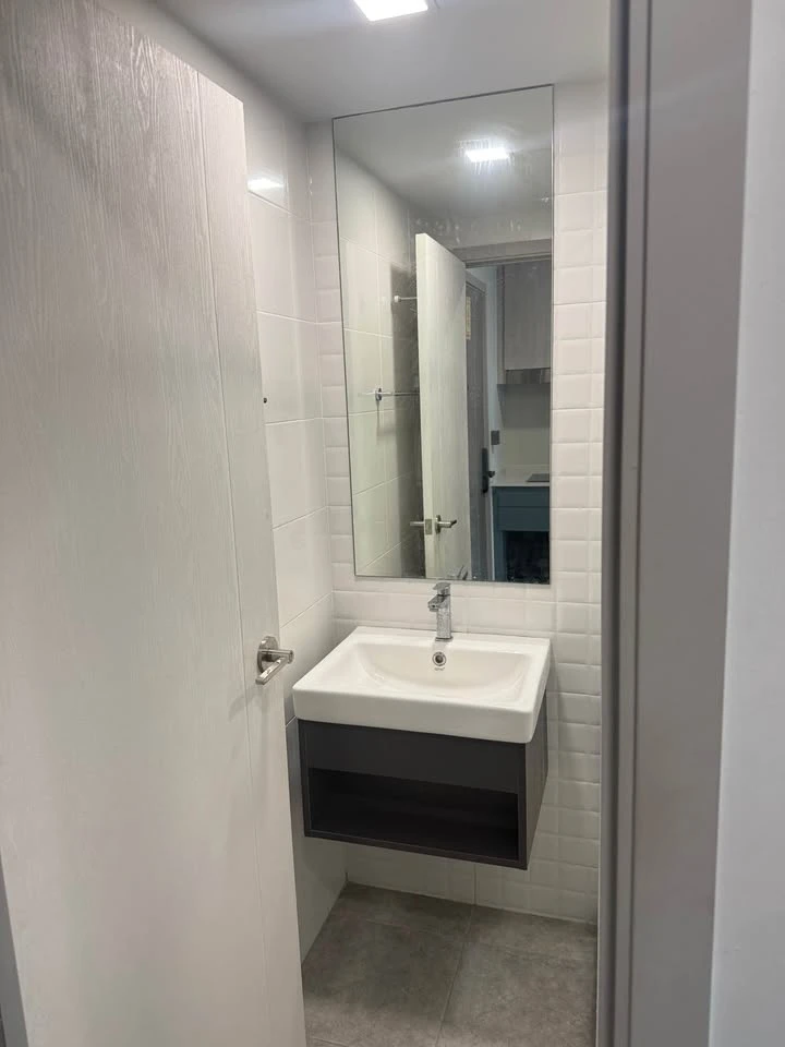 For rent: Kave Seed Kaset, 6th floor unit. Fully furnished, including a washing machine. You can't miss this opportunity!