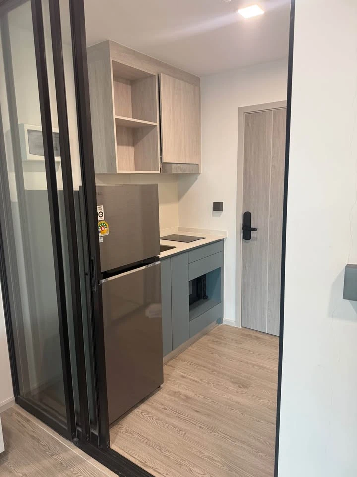 For rent: Kave Seed Kaset, 6th floor unit. Fully furnished, including a washing machine. You can't miss this opportunity!
