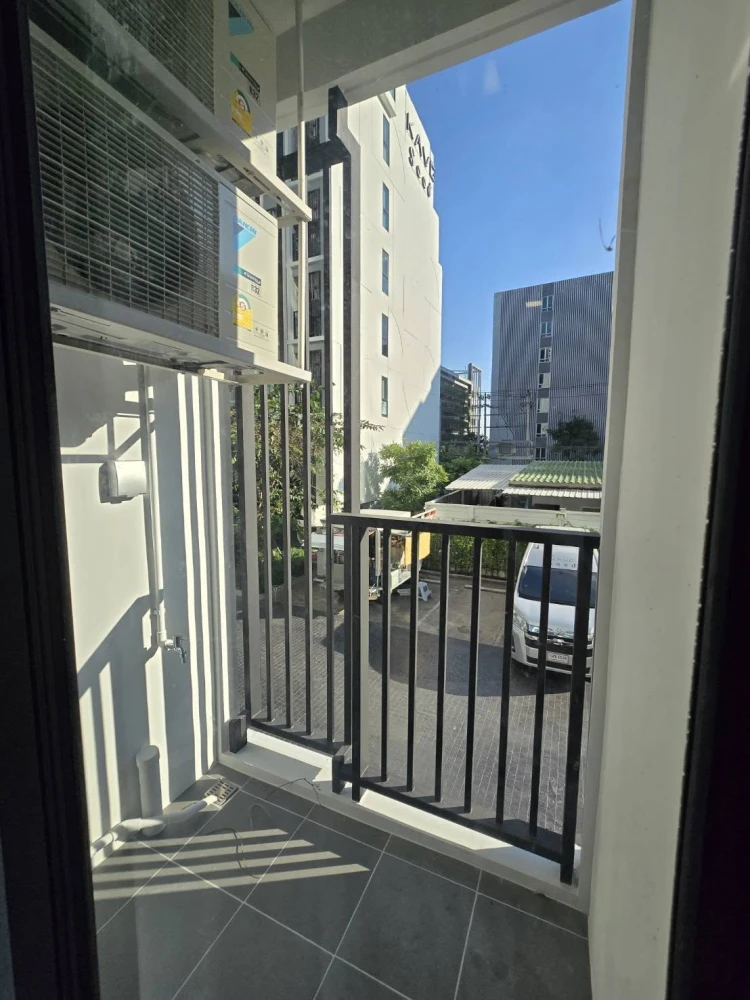 For rent: Kave Seed Kaset, corner unit, on the same floor as the fitness center and swimming pool. Quiet and peaceful, perfect for relaxation.