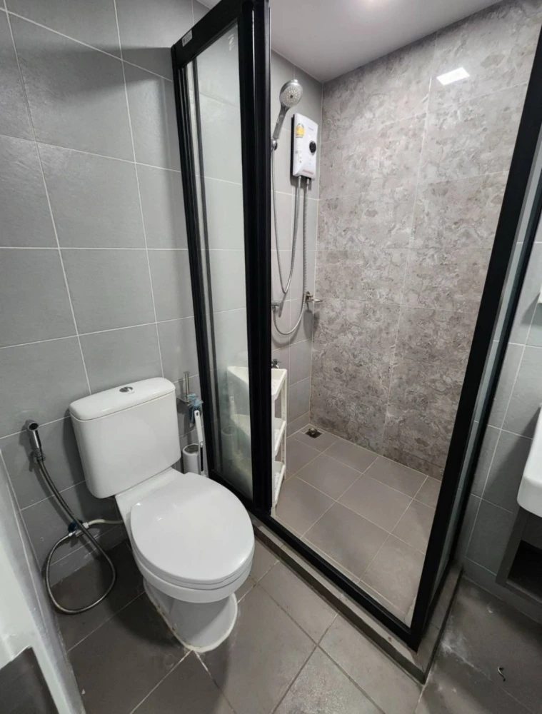 For rent: Kave Town Colony, 2nd floor, pool view, fully furnished, book now.