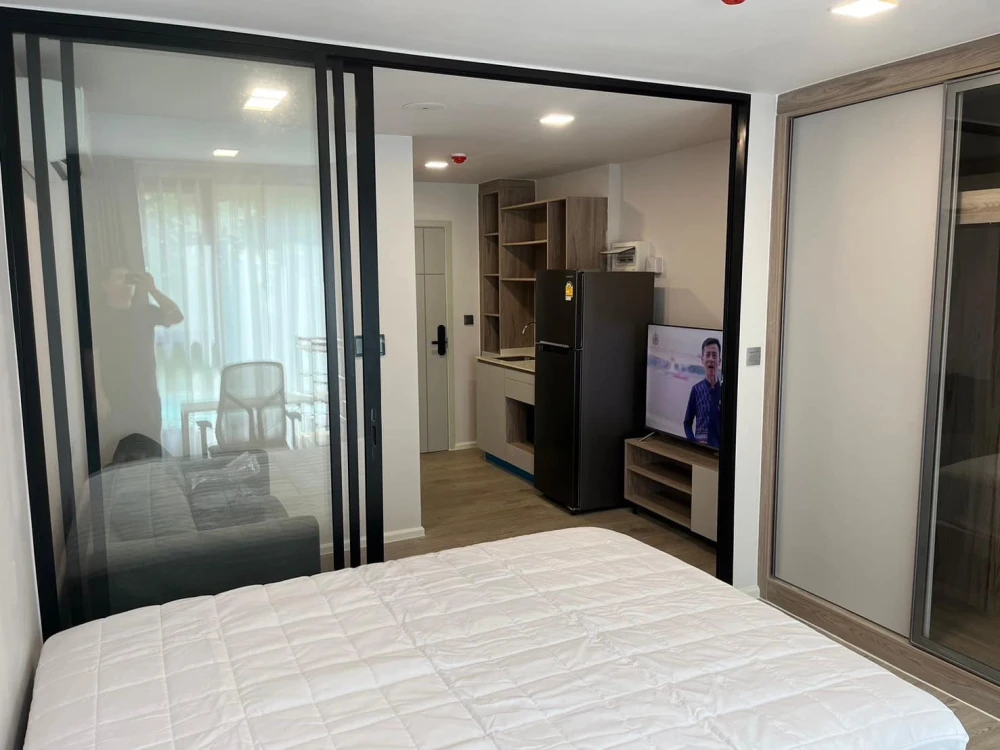 For rent: Kave Town Colony, 2nd floor, pool view, fully furnished room, nice to live in, book now, don't miss out.
