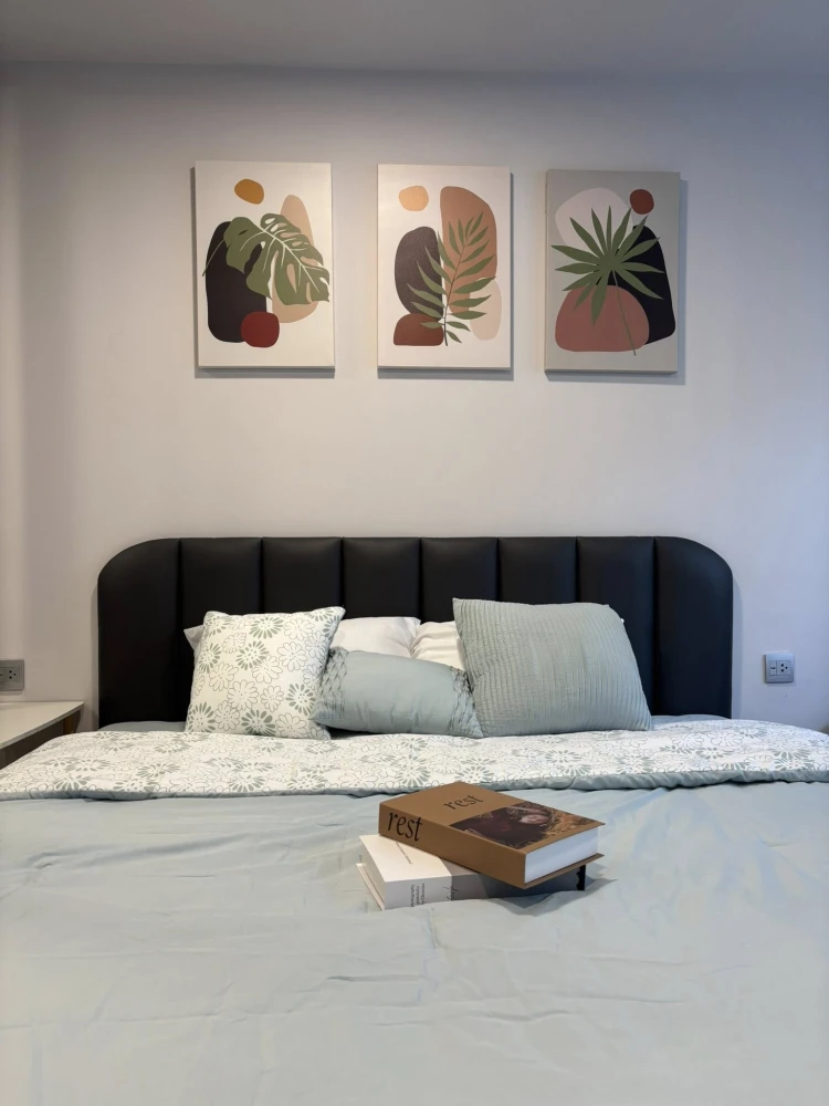 Kave Town Colony, 2nd floor, for rent. Beautiful room, fully furnished. Book now!