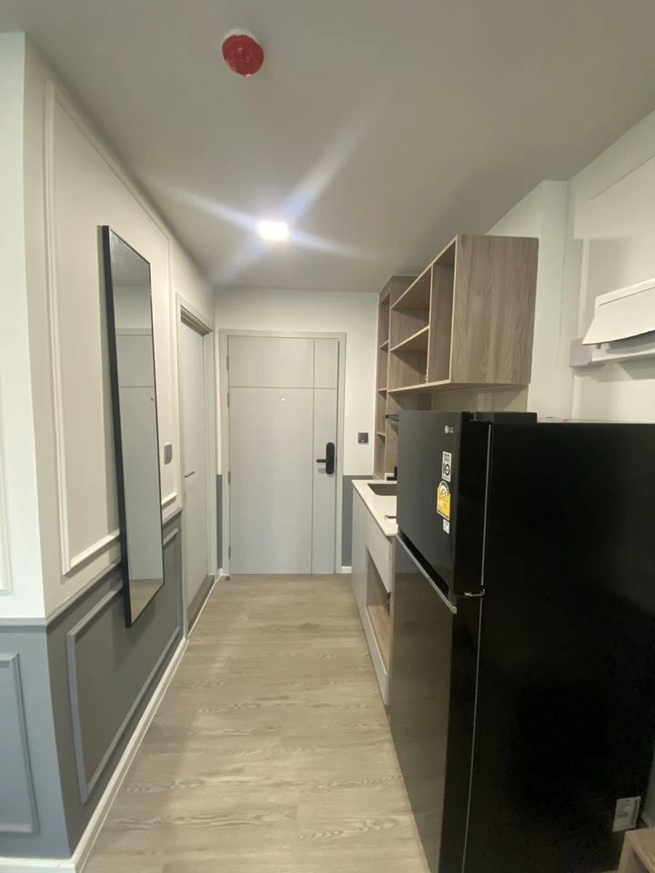 For rent: Kave Town Colony, 8th floor, fully furnished room, nice to live in. If interested, hurry and reserve now before it's gone.
