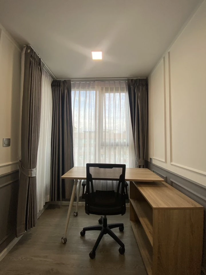 For rent: Kave Town Colony, 8th floor, fully furnished room, nice to live in. If interested, hurry and reserve now before it's gone.