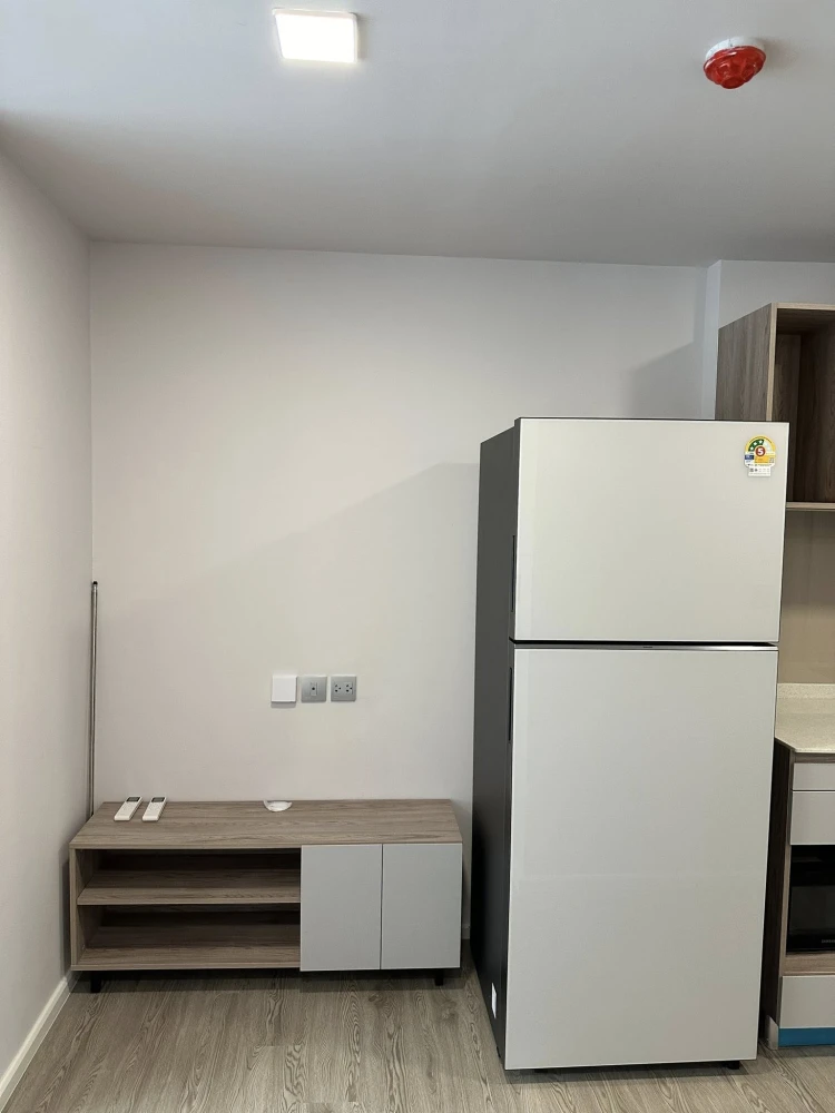 For rent Kave Town Colony, nice room, comes with furniture and complete facilities, view of the swimming pool, book now