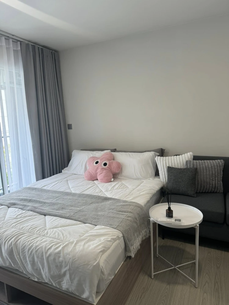 For rent Kave Town Colony, nice room, comes with furniture and appliances. Book now, don't miss it.