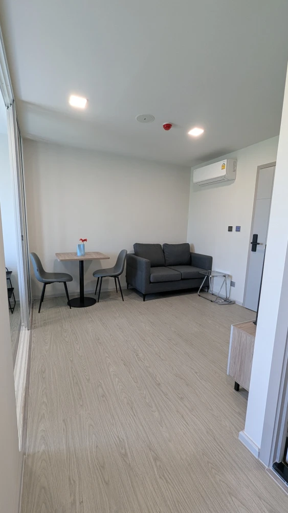 For rent: Kave Town Island, 3rd floor, spacious room, fully furnished, book now, hurry!
