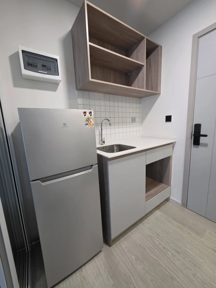 For Rent: Kave Town Island, 3rd floor. Fully furnished and ready to move in. Book now if interested.