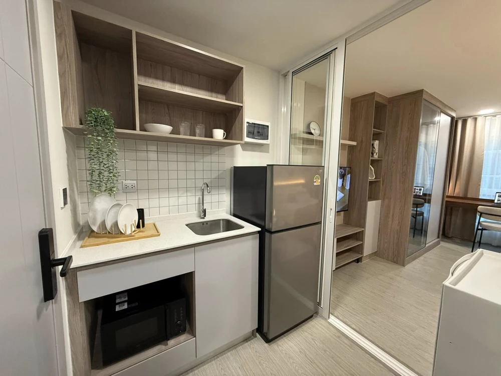 For rent: Kave Town Island, 4th floor, beautiful room, very stylishly decorated, worth living in. If interested, hurry and reserve now before it's gon