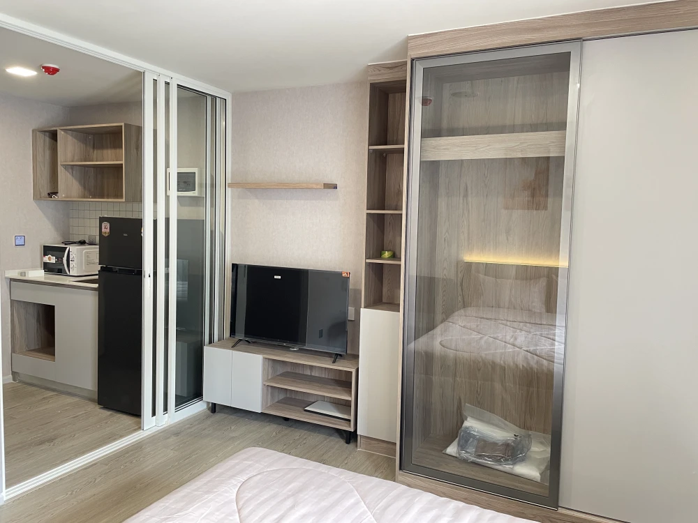 For rent: Kave Town Island, 6th floor, nice room, fully furnished, reserve now before it's gone.