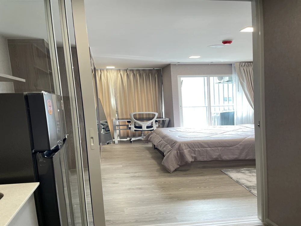 For rent: Kave Town Island, 6th floor, nice room, fully furnished, reserve now before it's gone.