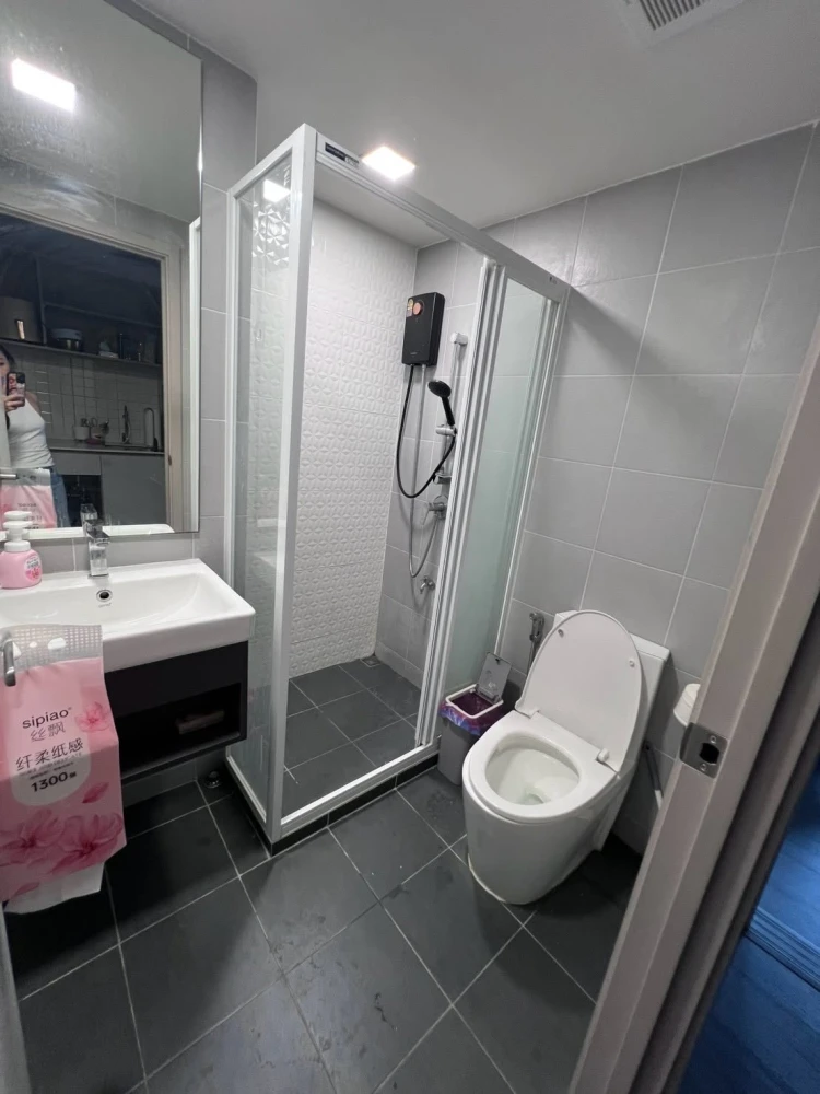 Kave Town Island, 6th floor, fully furnished apartment for rent. Very comfortable. Book now, don't wait!