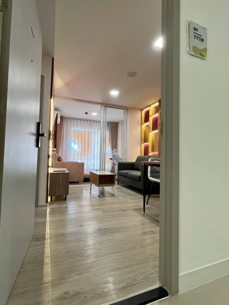 For rent: Kave Town Island, 7th floor, beautiful room, fully decorated, comfortable to live in. I must say that you can't miss it. Reserve now.