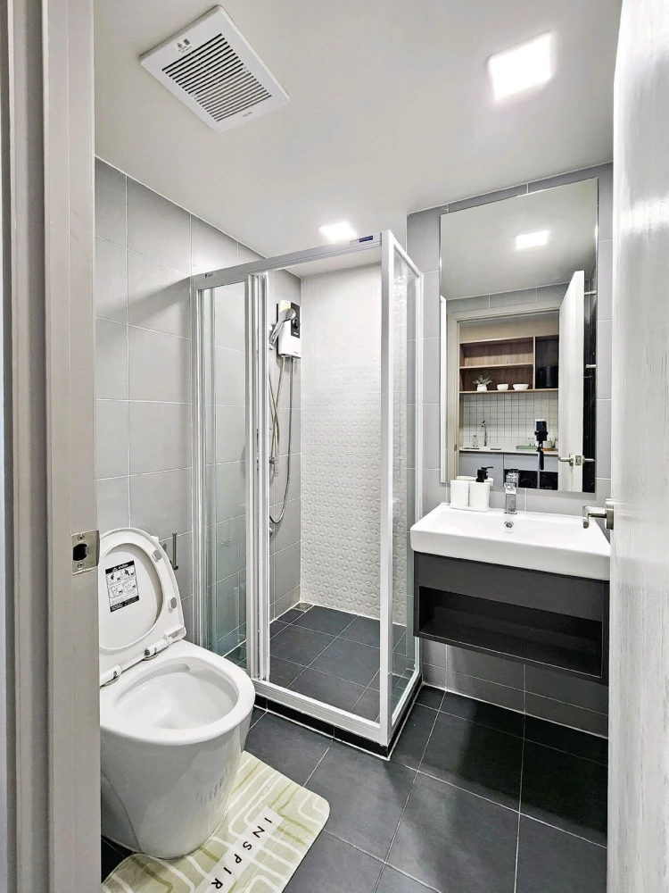 For rent: Kave Town Island, 8th floor, pool view, beautiful room, worth living in, book now, don't miss out, hurry!