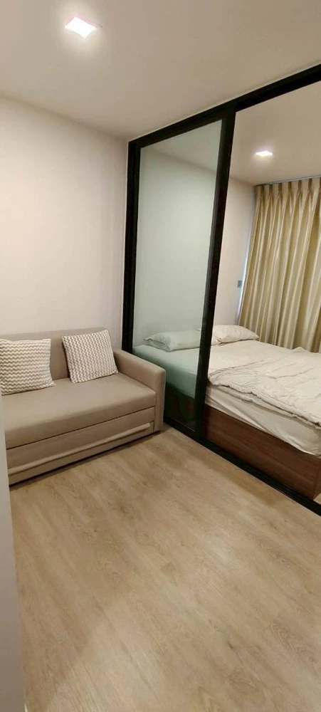 For rent: Kave Town Shift, 3rd floor, outside view, nice room, comes with complete decorations, book now.