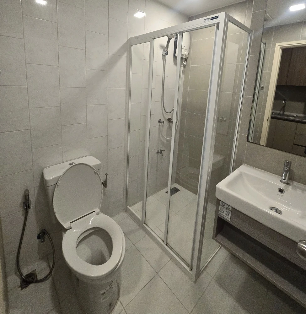 For rent: Kave Town Shift, 3rd floor, partitioned room, fully furnished, reserve now, hurry!
