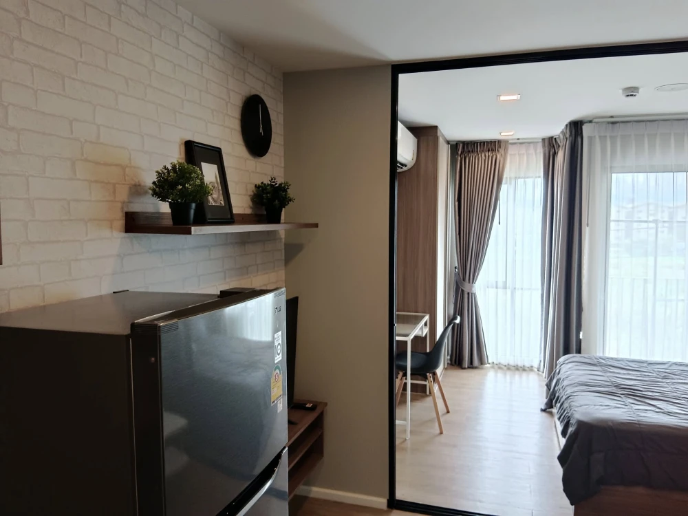 For rent: Kave Town Shift, 4th floor, fully furnished room, ready to move in. If interested, hurry and reserve now before it's gone.