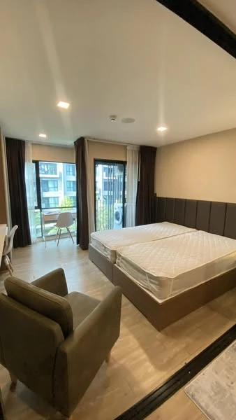 For rent: Kave Town Shift, 4th floor, fully furnished room, ready to move in. If interested, hurry and reserve now. Don't miss out.