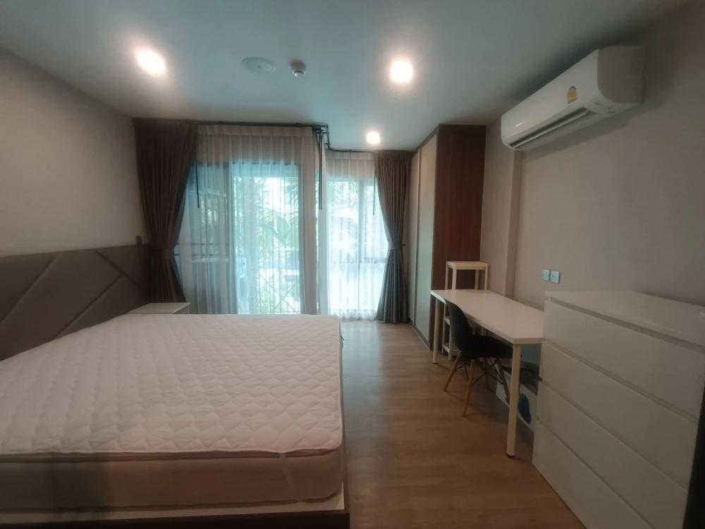 For rent: Kave Town Shift, comes with a complete set of electrical appliances, pool view. You will regret it if you miss it.