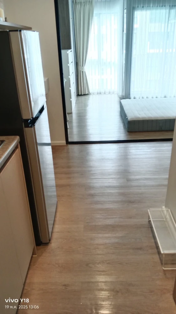 For rent: Kave Town Shift, a minimalist style room with a complete set of furniture. Don't miss it.