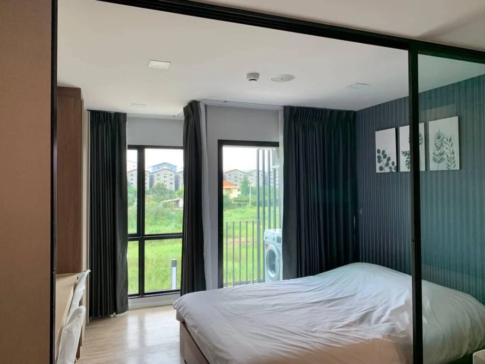 For rent: Kave Town Space, 3rd floor, outside view, fully furnished, book now, don't miss out.