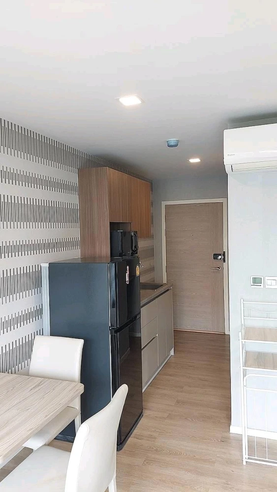 For rent: Kave Town Space, 3rd floor, corner unit, fully furnished, very comfortable. Book now, don't miss out!