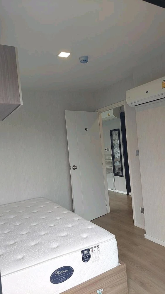 For rent: Kave Town Space, 3rd floor, corner unit, fully furnished, very comfortable. Book now, don't miss out!