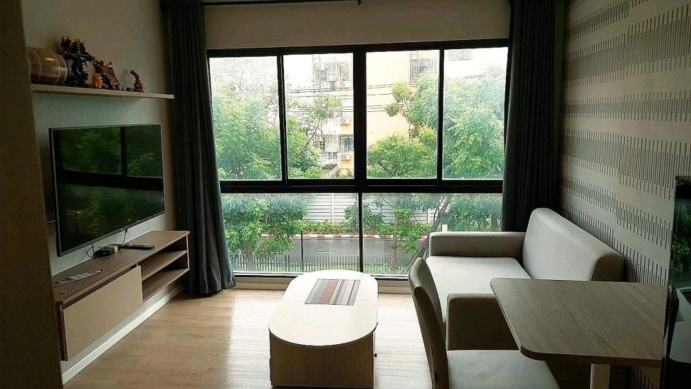 For rent: Kave Town Space, 3rd floor, corner unit, fully furnished, very comfortable. Book now, don't miss out!