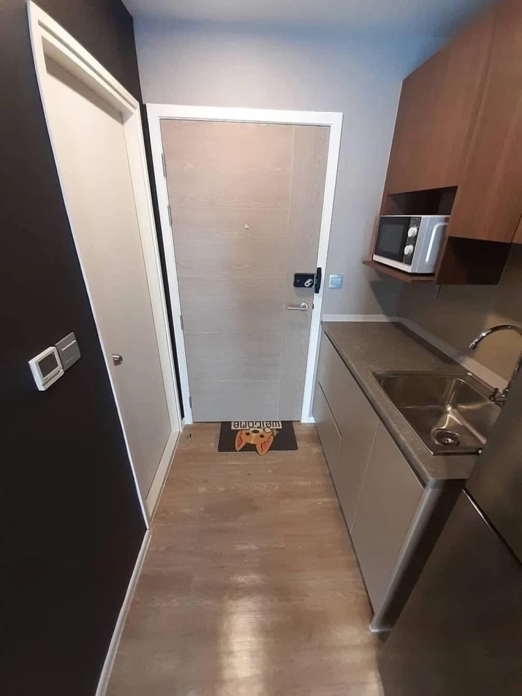 Kave Town Space for rent, 4th floor, exterior view, fully furnished, ready to move in. Book now, don't miss out!
