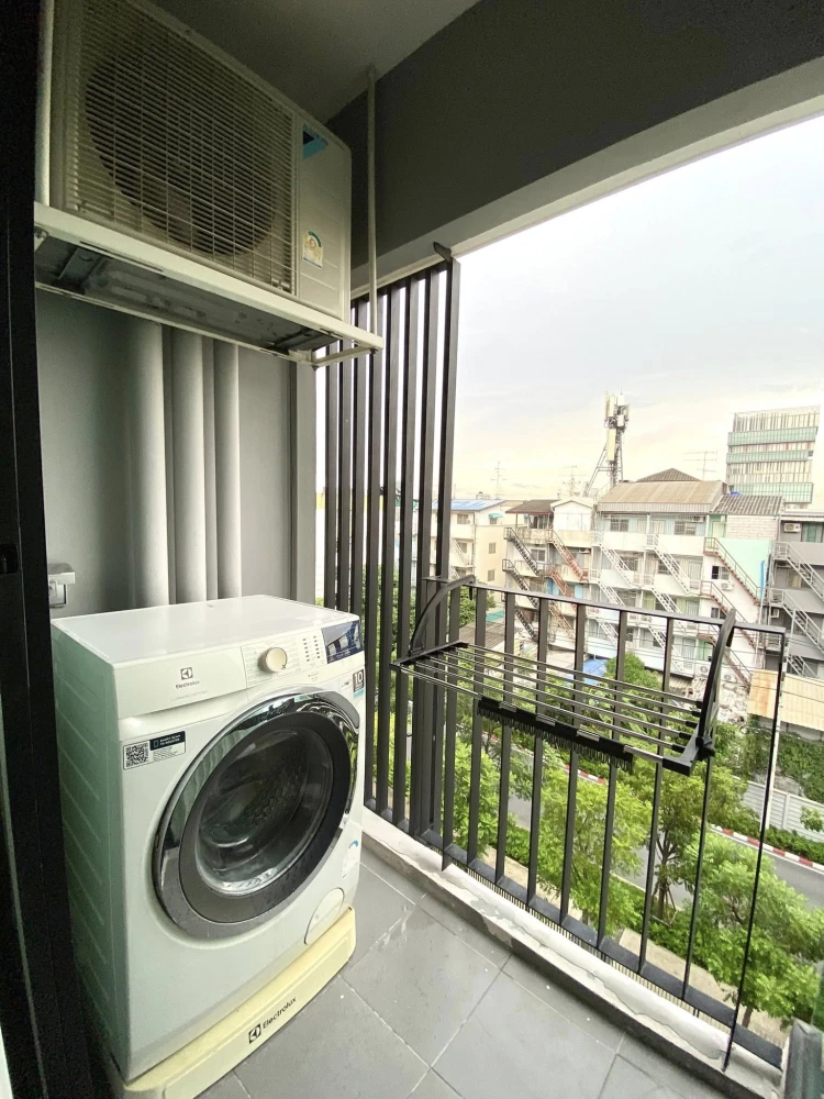 For rent: Kave Town Space, 6th floor, outside view, beautiful room, fully furnished, worth living in, book now, don't miss out.