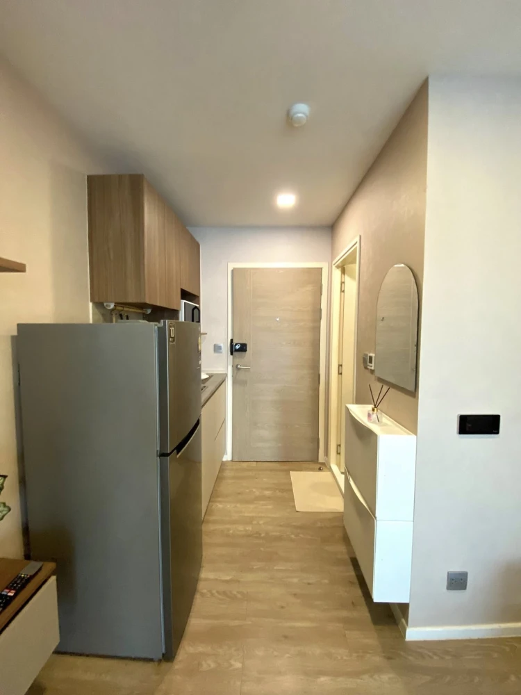 For rent: Kave Town Space, 6th floor, outside view, beautiful room, fully furnished, worth living in, book now, don't miss out.