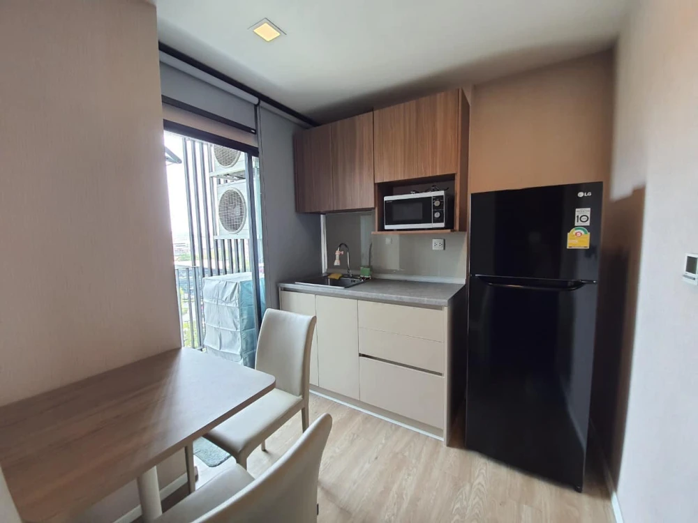 For rent: Kave Town Space, well-separated rooms, great price, hurry and book before you miss your chance.