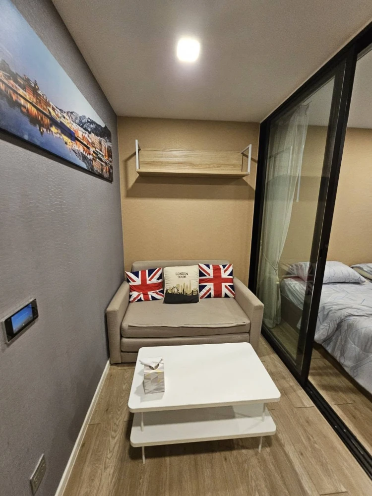 Kave Town Space for rent, 3rd floor. Fully furnished with washing machine. Don't miss out!