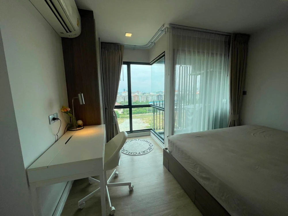 Kave Town Space for rent, 8th floor. Fully furnished with appliances. Just bring your suitcase and move in!