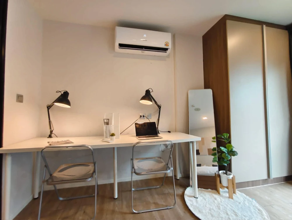 Kave Town Space for rent. Beautifully decorated room with full furniture. Great location, lovely garden view. Don't just look, book it!