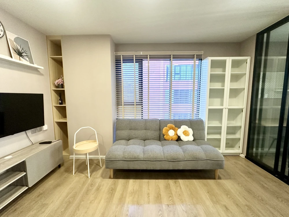 Kave TU for rent, 6th floor, pool view, fully furnished, ready to move in. Book now, don't miss out!
