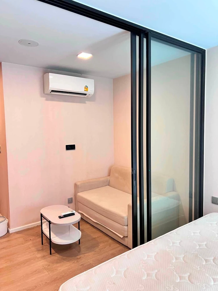 Kave TU condo for rent, 6th floor, pool view, fully furnished. Book now!