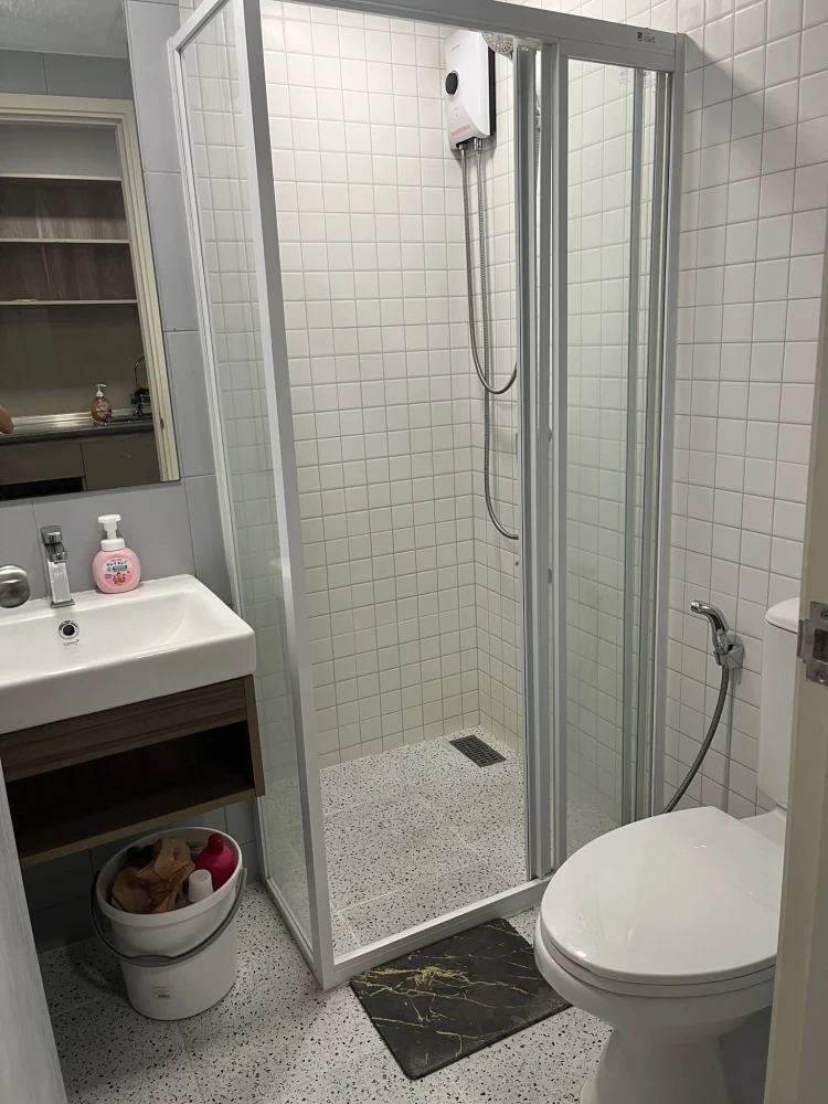 For rent: Kave TU, 6th floor, fully furnished room, ready to move in. Interested? Hurry and book now. Don't miss out!