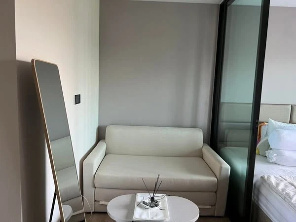 For rent: Kave TU, 7th floor, outside view, comes with complete decorations. If interested, hurry and reserve now. Don't delay.