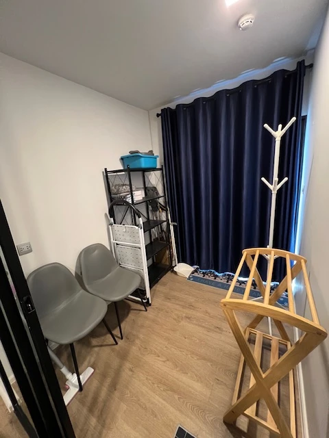 For rent: Kave TU, 7th floor, pool view, fully furnished, just bring your bag. Don't miss out!