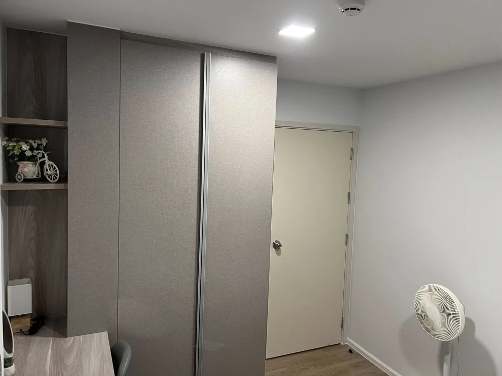 Kave TU condo for rent, 7th floor, pool view, fully furnished. Book now!
