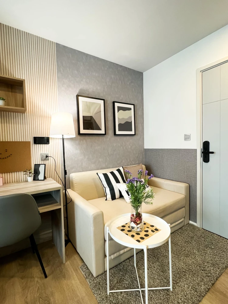 Kave TU condo for rent, 8th floor, pool view, fully furnished. Book now, don't miss out!