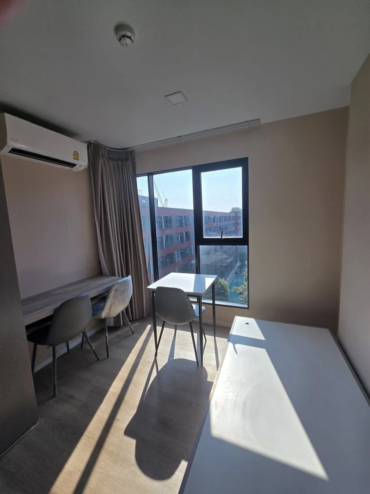 For rent: Kave TU, 8th floor, pool view, fully furnished, nice to live in. If interested, hurry and reserve before it's gone.