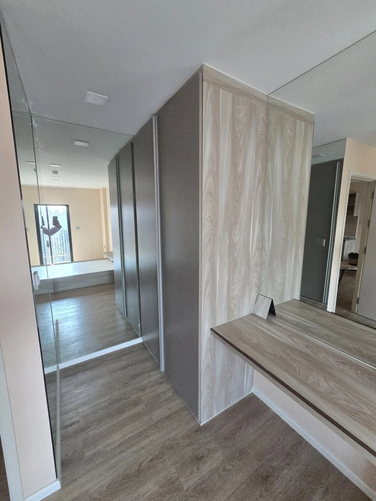 For rent: Kave TU, 8th floor, pool view, fully furnished, nice to live in. If interested, hurry and reserve before it's gone.