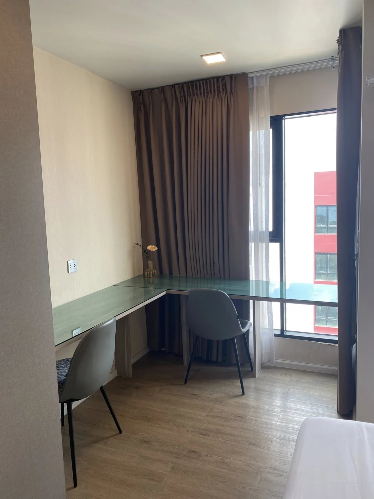 Kave TU condo for rent, 8th floor. Nice, fully furnished. Book now! Don't miss out!