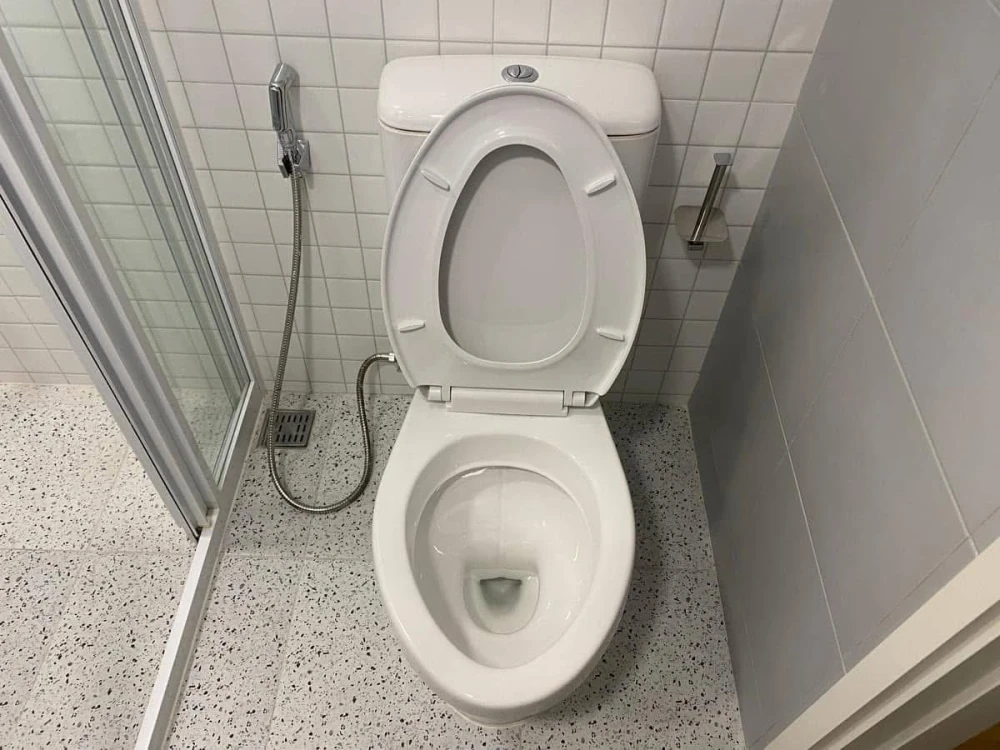 Kave TU apartment for rent, 3rd floor. Great location, convenient transportation, fully furnished. Just bring your suitcase and move in!